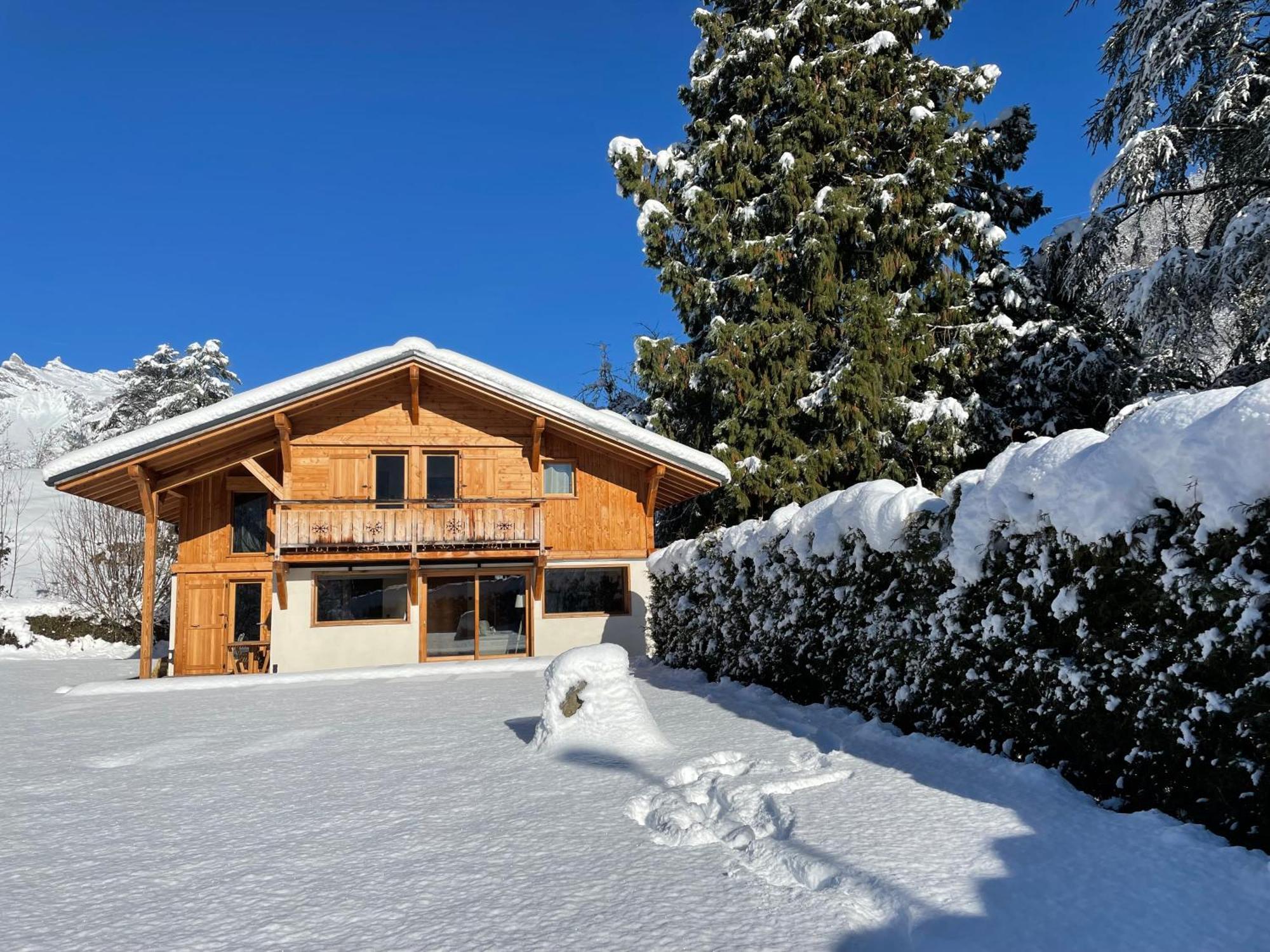 Prestigious Chalet แซ็งต์-แฌร์เวส์-เลส์-แบ็งส์ ภายนอก รูปภาพ